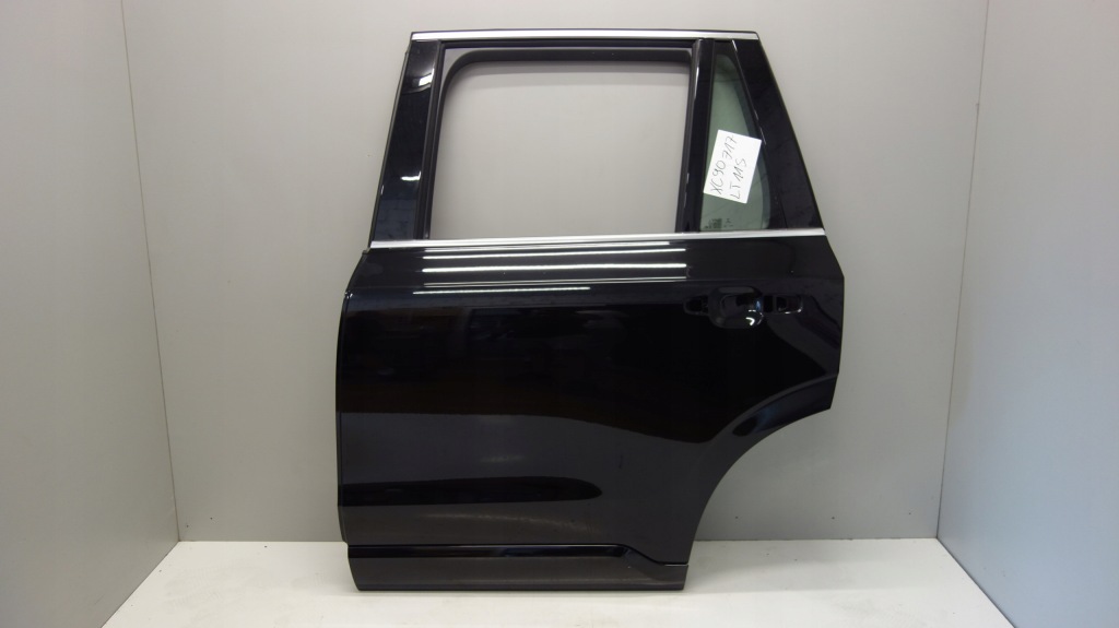 Купити Volvo xc90 2 рестайлінг  двері ліва задні 717