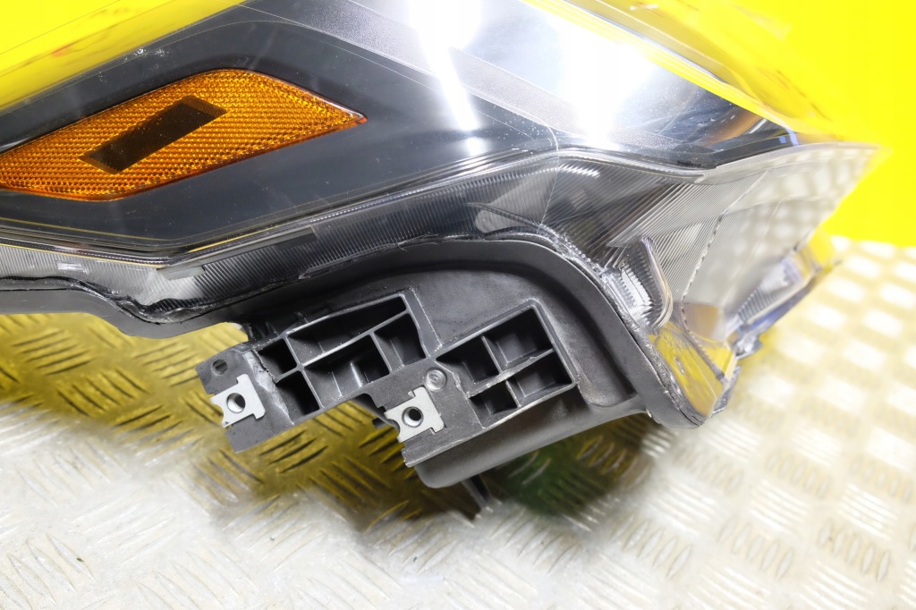 Subaru forester рестайлінг  2021-2022 фара фара full led r ke америка Оригінал