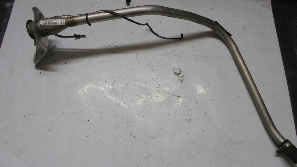 фото №1, Заливная горловина топлива hummer h3 2005 3.5