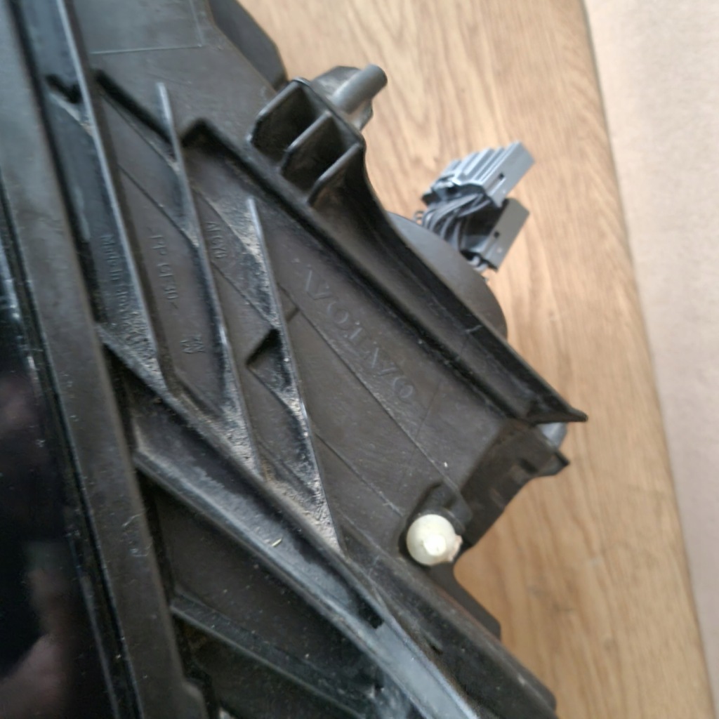 Volvo s60 v60 2 full led high beam фара ліва перед 2018 2019 2020 Оригінал