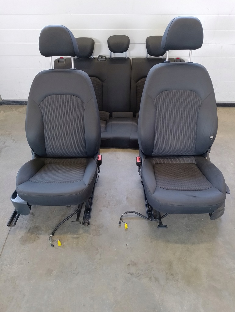 фото №1, Сидіння заднє сидіння audi a1 8x 5d середина салон