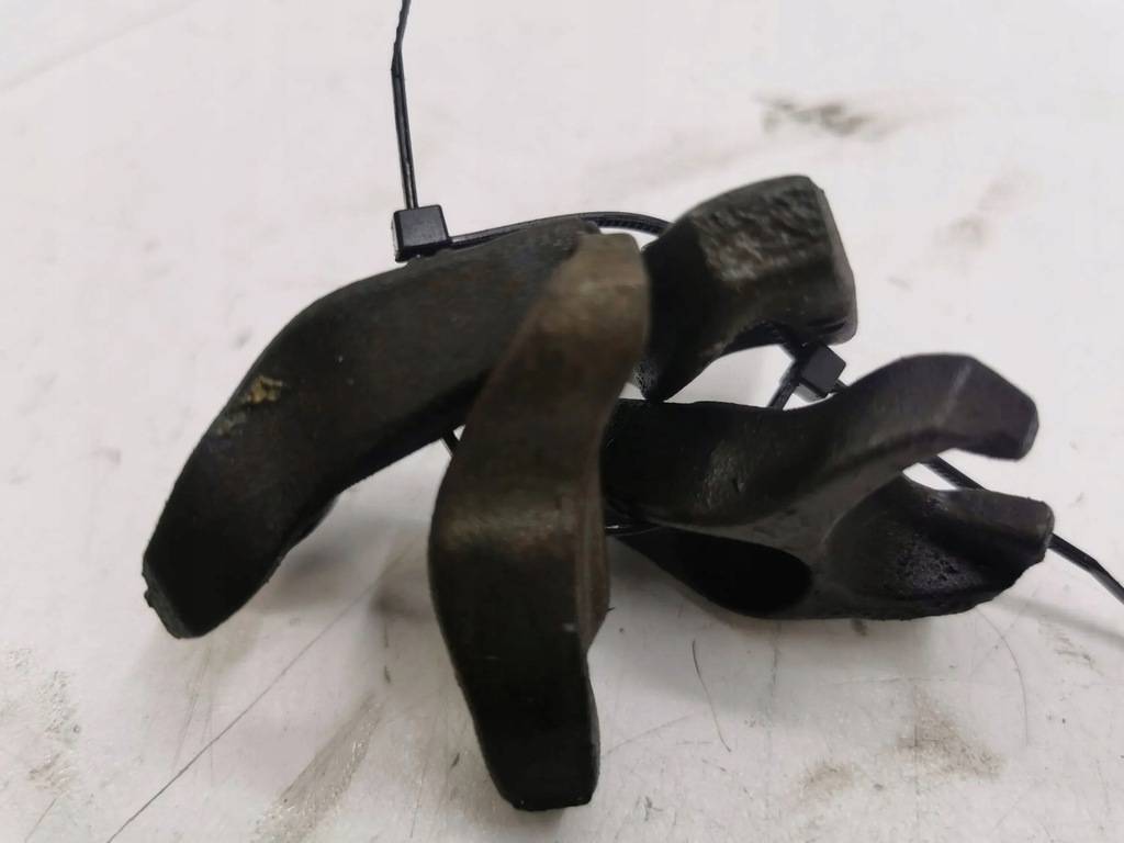 фото №1, Land rover evoque i 2015 комплект кронштейн / крепления форсунки