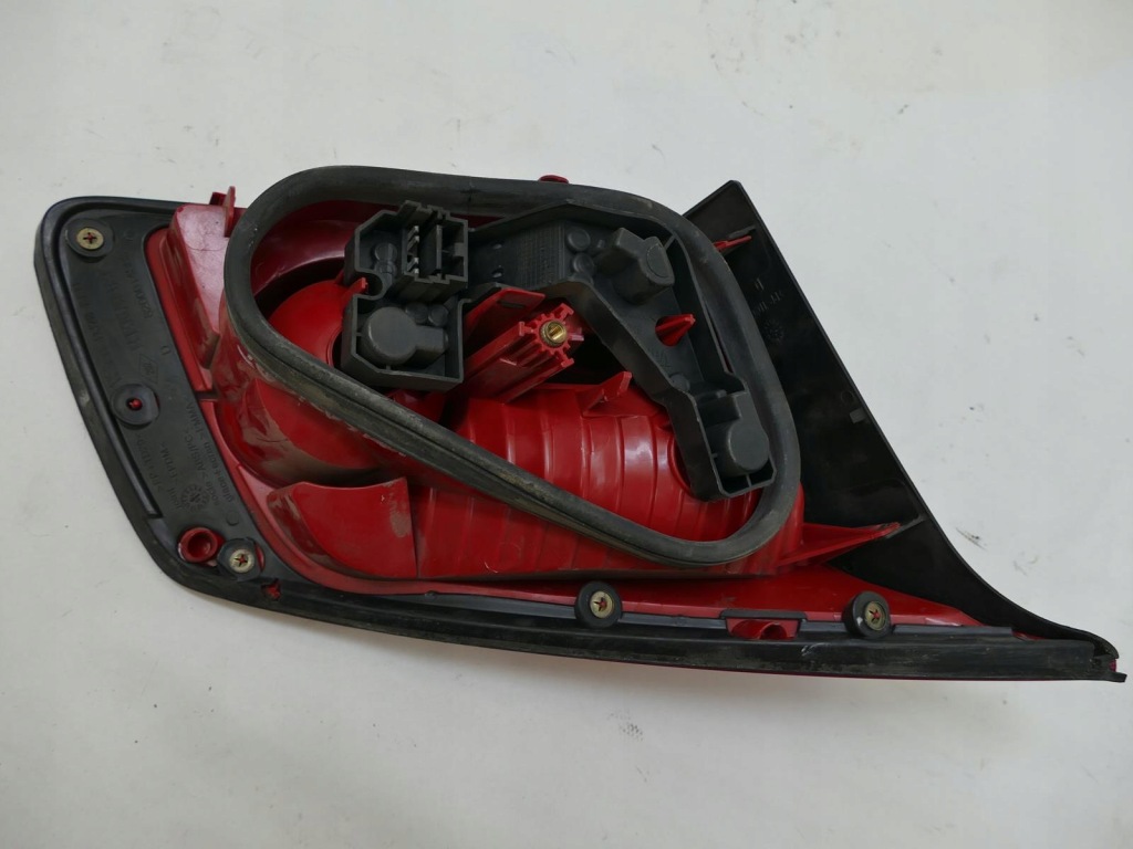 фото №6, Renault vel satis лампа w крышка правый задняя