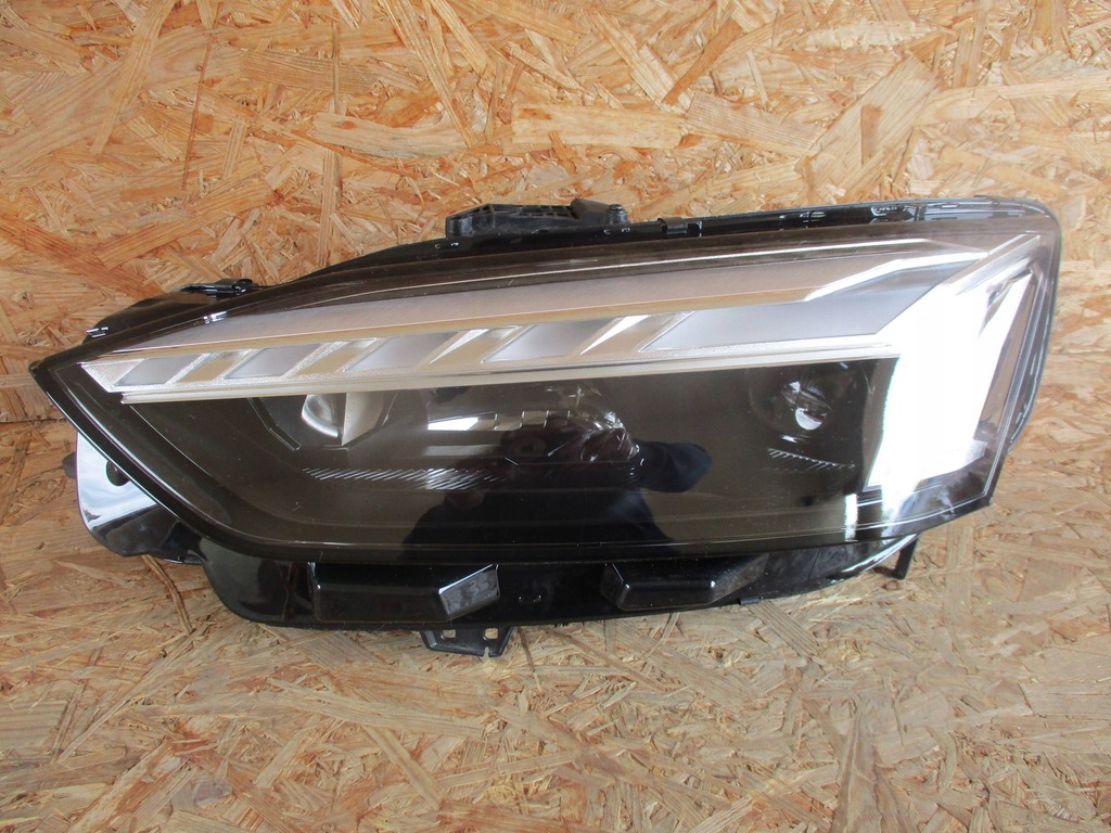 фото №1, Лампа перед передняя левая audi a5 s5 8w6 lift matrix led