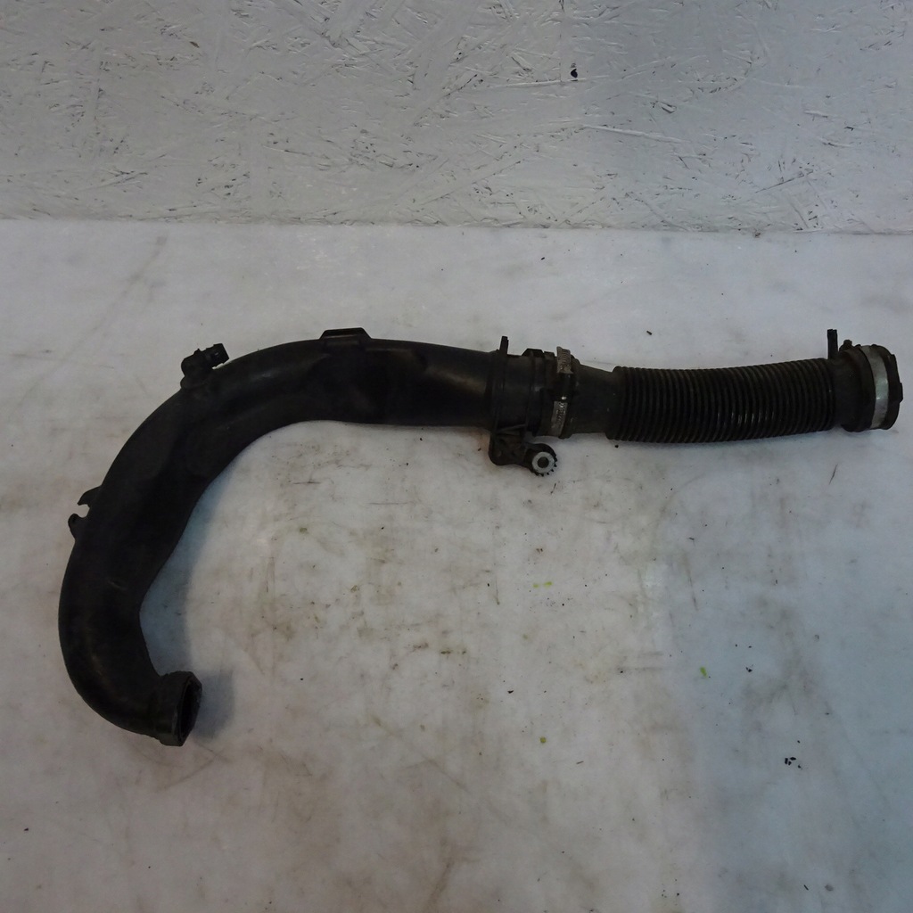 фото №1, Renault megane iii 1.5dci труба воздуха 8200645723