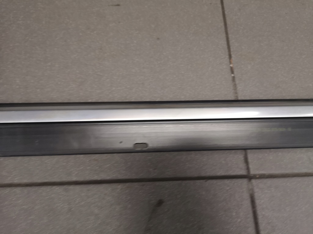 фото №4, Молдинг хром правый перед audi a8 d3 4e0853284c