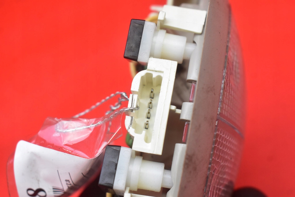 фото №7, Лампа освещение салона перед chevrolet hhr 1 i 05-11