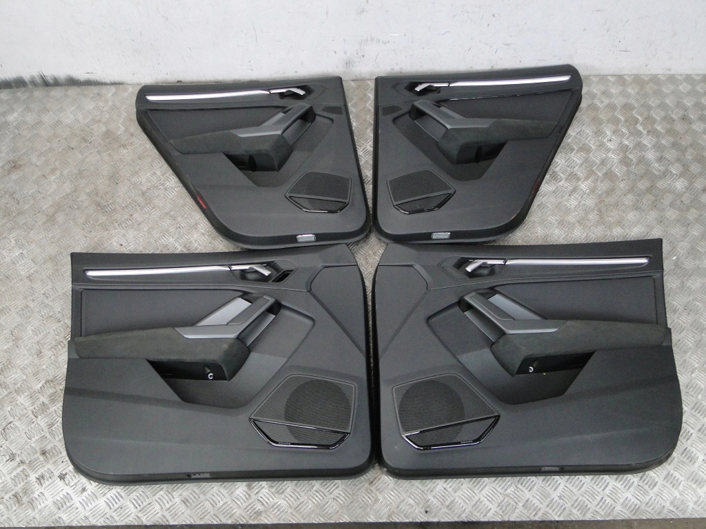 Сиденья кожа алькантара audi q3 rsq3 83a sportback подогрев Недорого