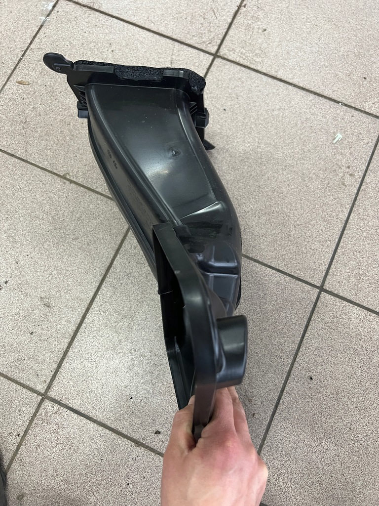 фото №3, Tesla model y канал труба впуск воздуха