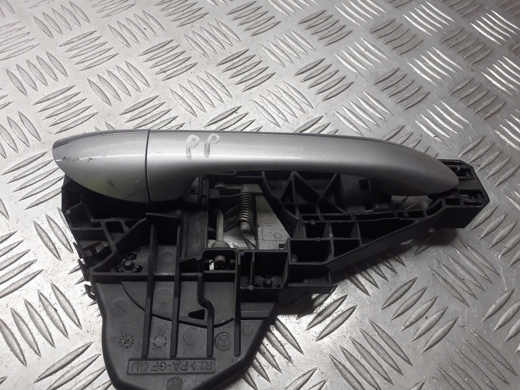 фото №1, Ручка правая передняя наружная mercedes w169 2.0 cdi