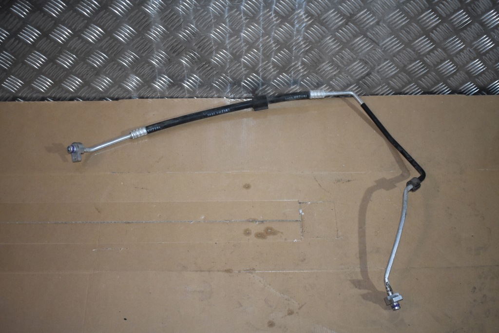 фото №1, Idealny шланг кондиционера audi sq7 sq8 1