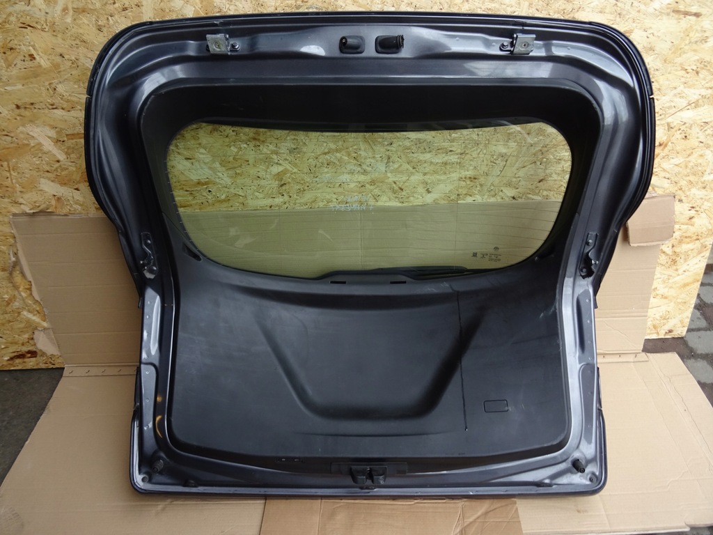 фото №3, Alfa romeo stelvio крышка багажника задняя 2017r камера