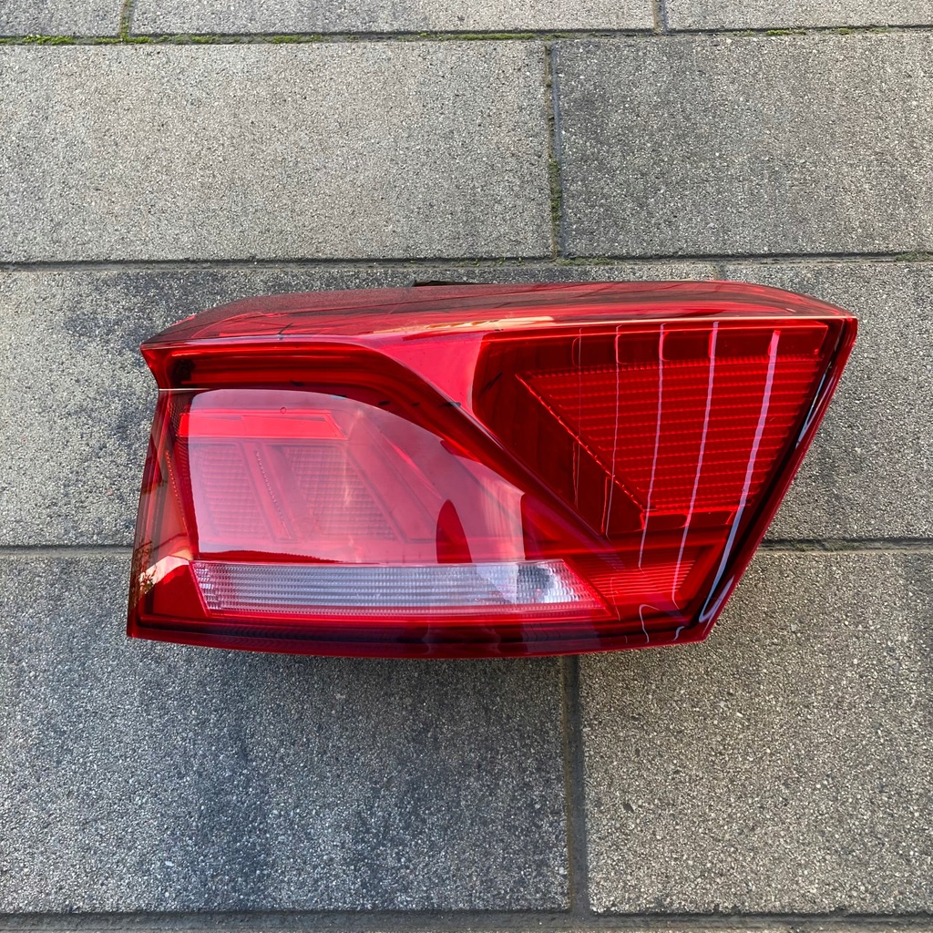фото №1, Vw t-roc лампа правая задняя led 2ga945096c 2021r