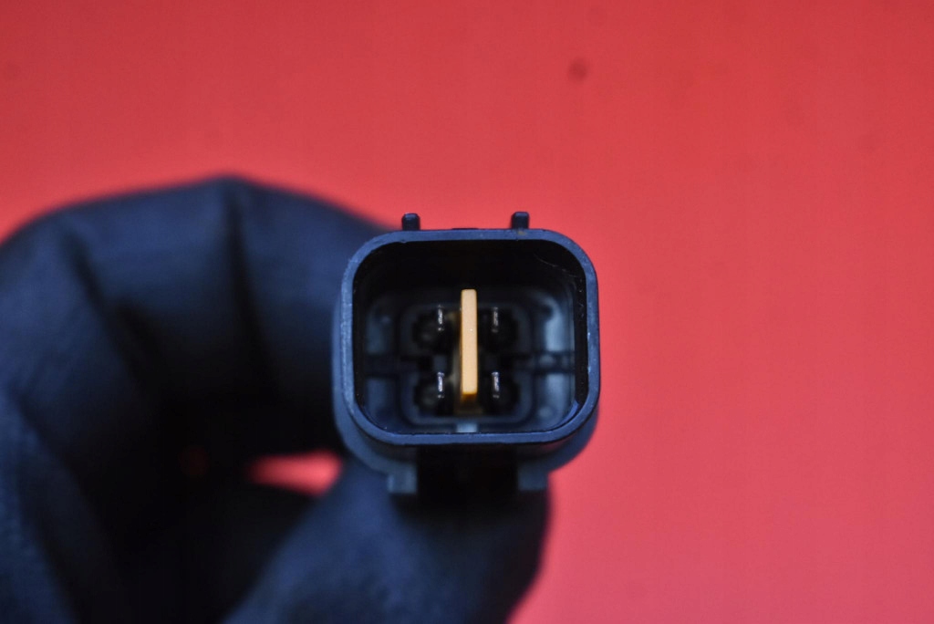 фото №7, Датчик лямбда-зонд adc47052 mitsubishi outlander 1 i 2.0 16v 136 km 4x4 01-08