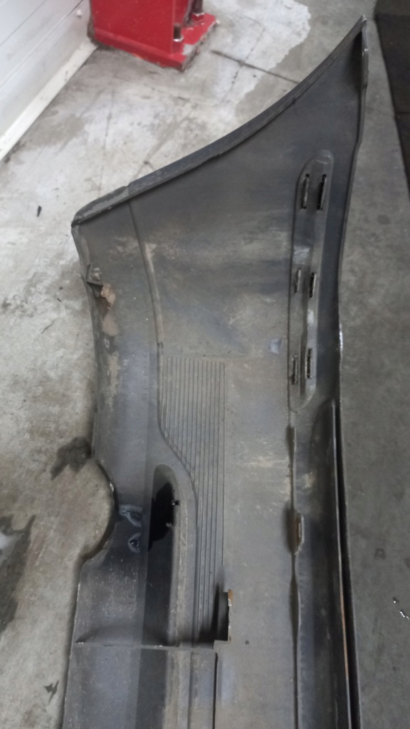 фото №10, Бампер задня nissan micra k11 02r hb