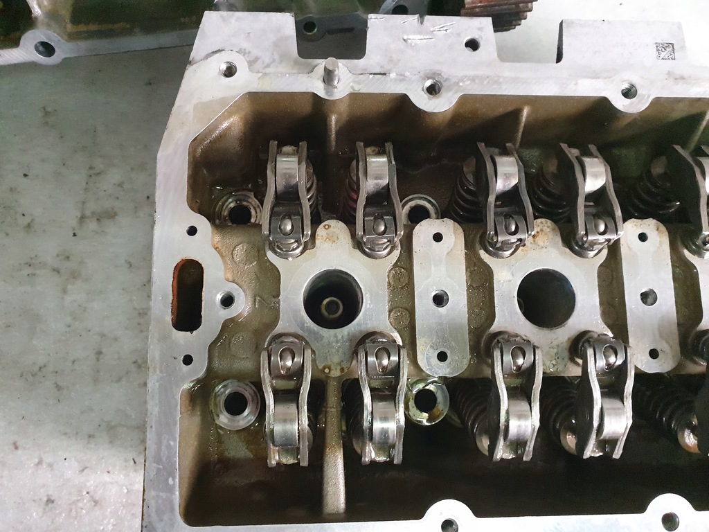 фото №8, Головка двигуна vw jetta 5 v 1.4 tsi crt