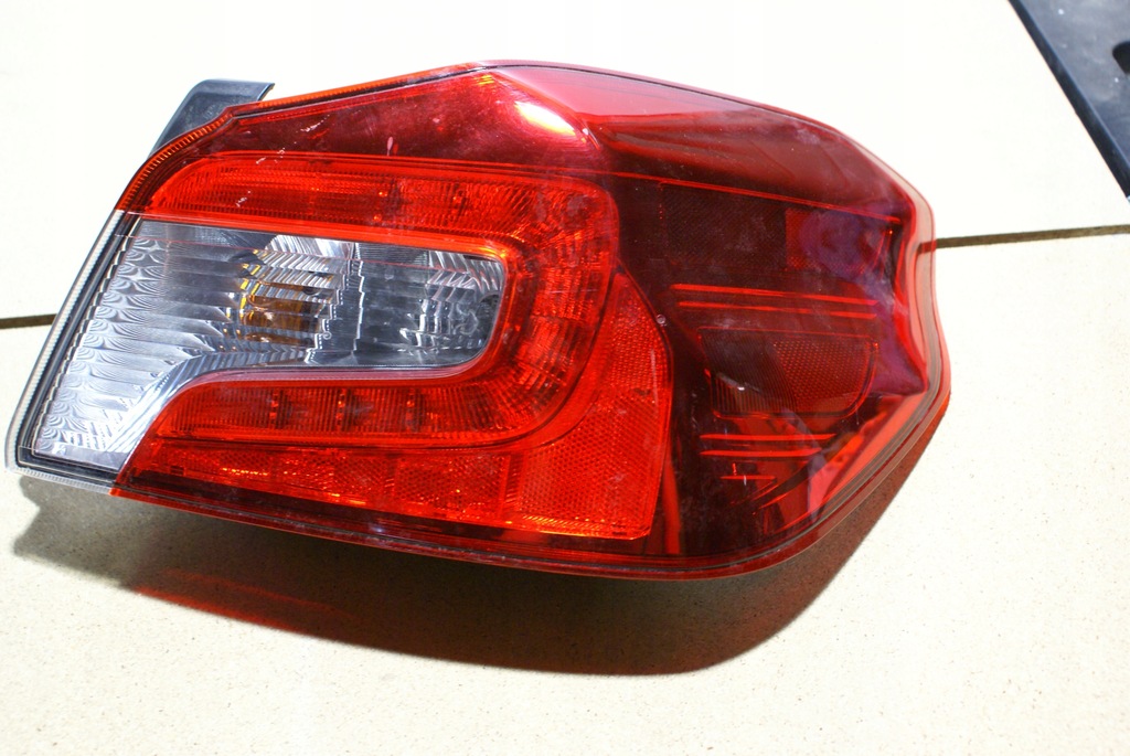 фото №1, Лампа задня правий led wrx 2013- usa