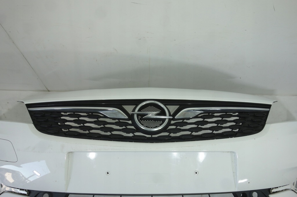 фото №8, Бампер решётка радиатора перед opel astra v k 5 lift 19- 4pdc