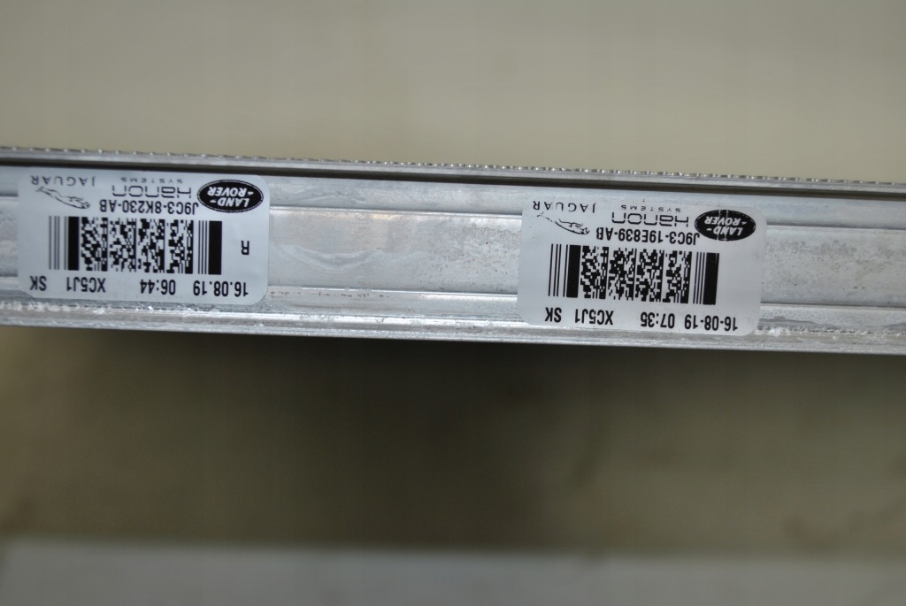 Радиатор воды jaguar e-pace x540 2017 Доставка