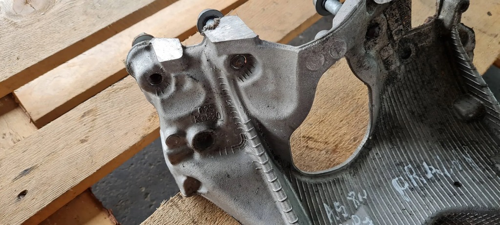 фото №5, A5 8w кронштейн кронштейн кронштейн подрамник правое правый перед 8w0399296e a4 b9 8w