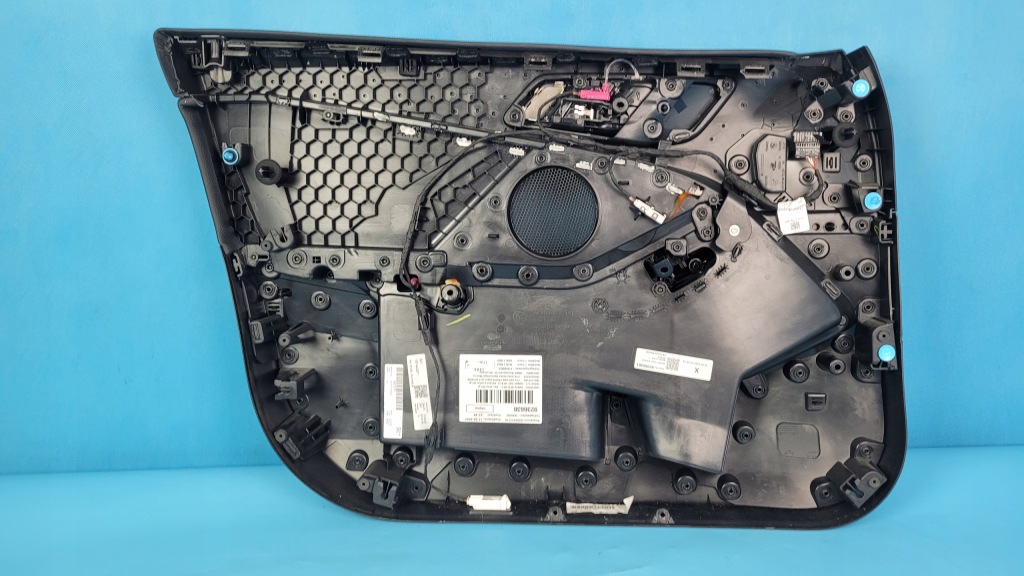 фото №10, Bmw 2' f44 gran coupe 22r обшивка обивка дверь правый перед led 9236638