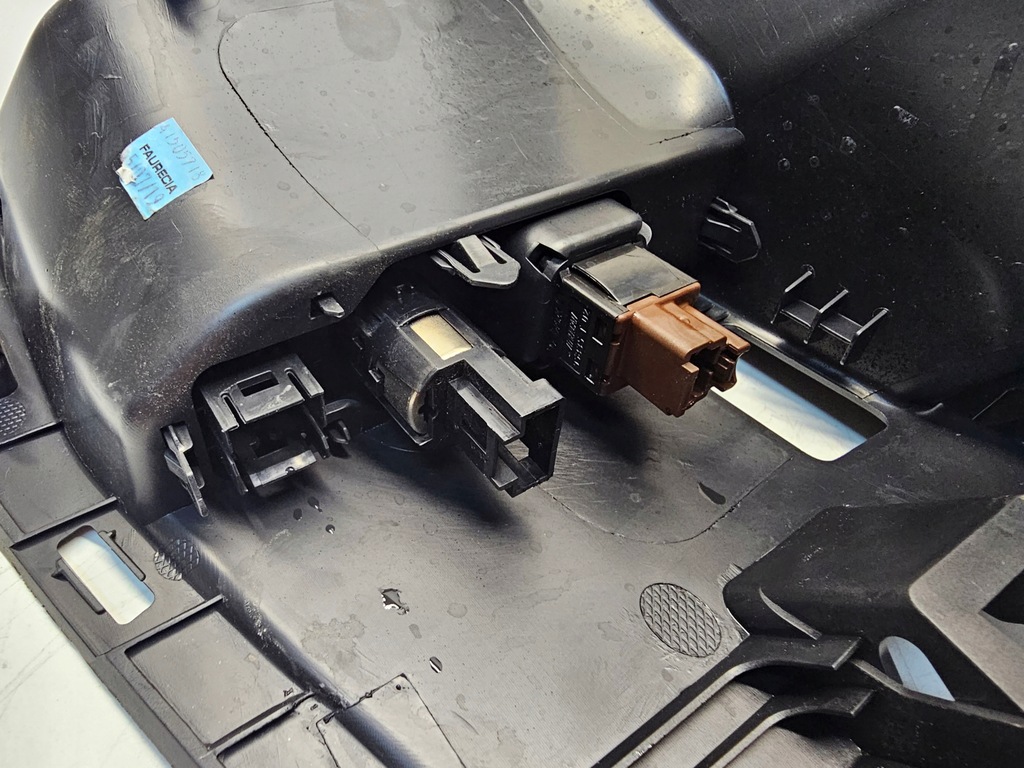 фото №8, Полиця бардачок пасажира expert jumpy proace iv 16- #3060