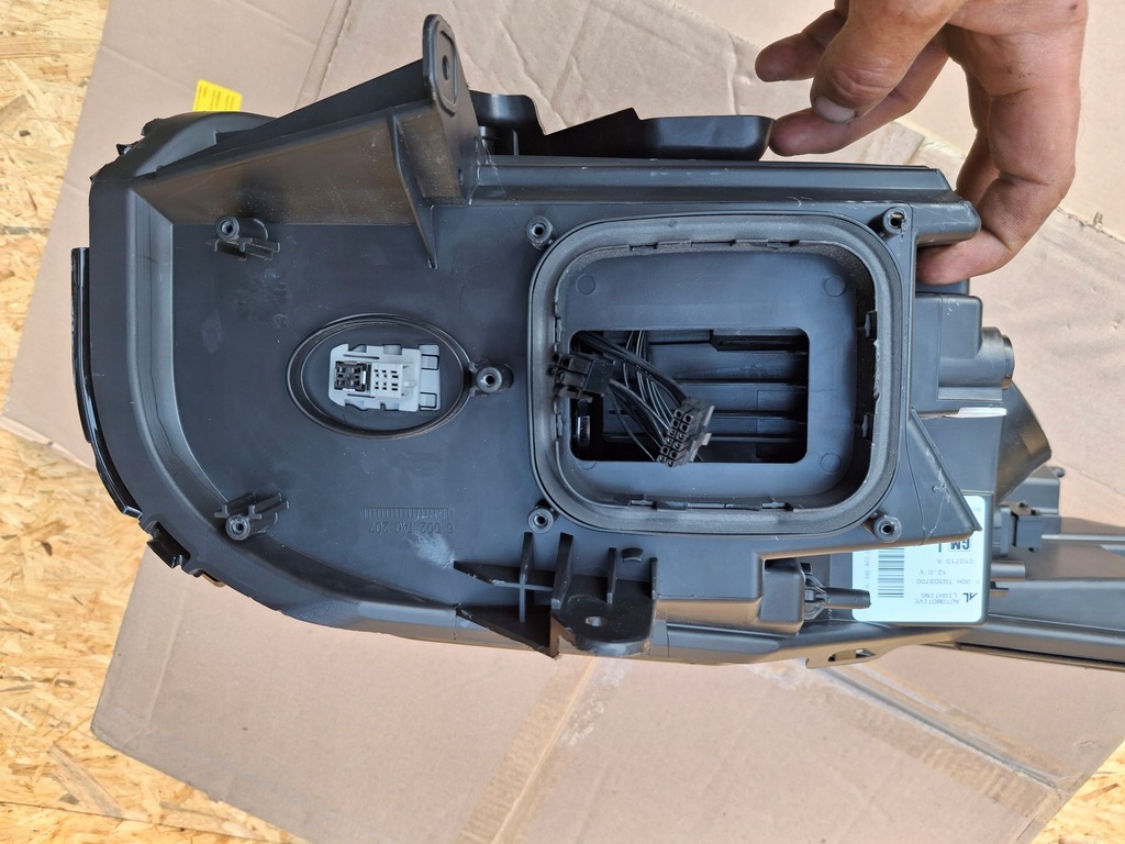 фото №7, Лампа передня cadillac cts ксенон 20896541