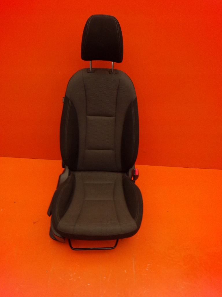 фото №1, Сидіння правий перед обшивка hyundai i30 12r