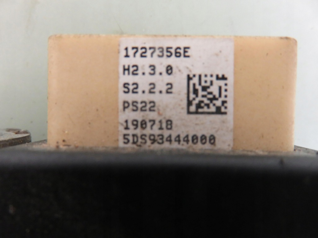 фото №7, Моторчик люк mercedes gle w166 a1669021405 5ds93444000