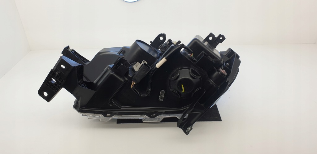 Ford ranger v рестайлінг  full led raptor jb3b-13e014 фара правий європа Недорого