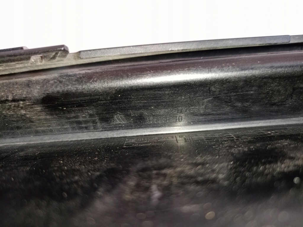 фото №16, Решётка бампера правая 108336-10 bmw f21