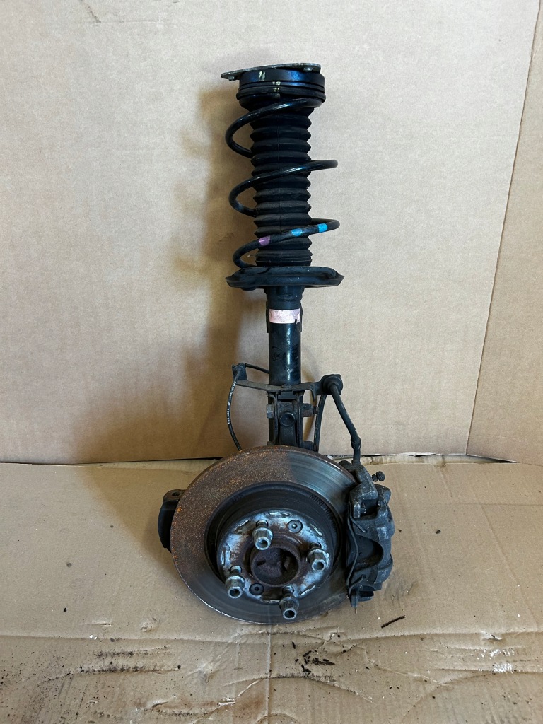 фото №1, Renault twingo iii права поворотний кулак амортизаторна стійка