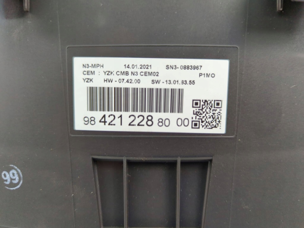 Лічильник прилади спідометр opel crossland 769167-680u в Україні