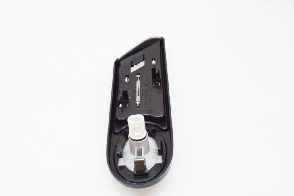 Mini r56 передній лівий поворотник з захист радіатора 63137321105 Недорого