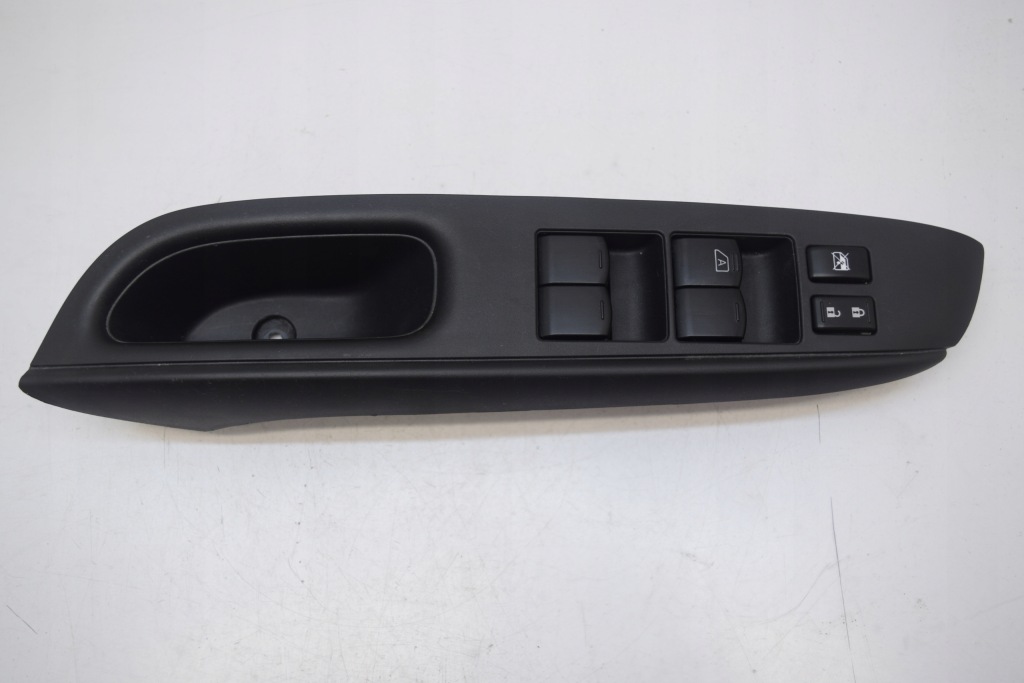 фото №1, Nissan note e12 ii панель перемикач вікон лівий перед europa