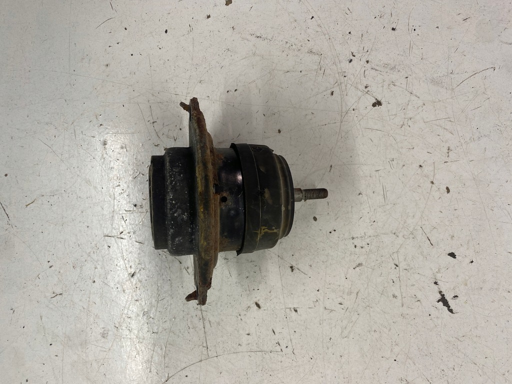 фото №6, Jeep grand cherokee wk2 3.6 подушка двигателя