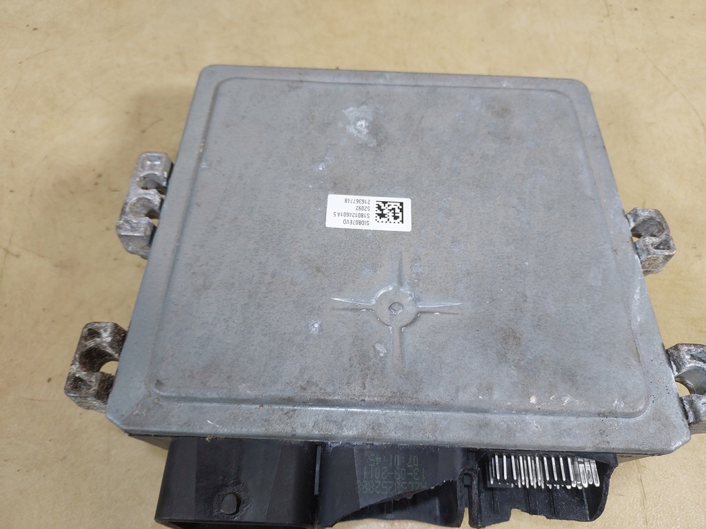 фото №8, Бортовой компьютер двигателя volvo оригинальный номер 30788975