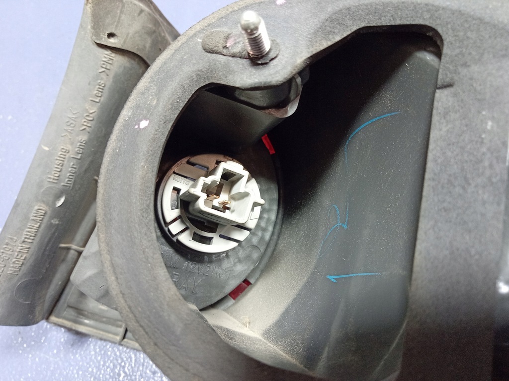 фото №5, Mazda 6 gg kombi лампа задняя левая наружная