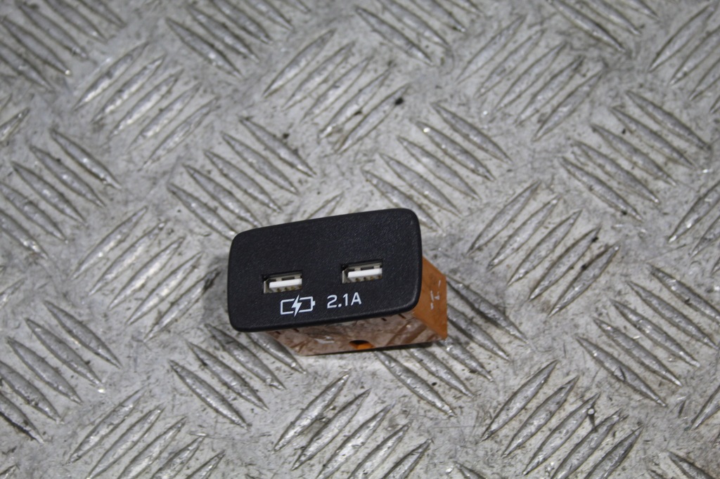 фото №1, Роз'єм usb 2x subaru xv lift