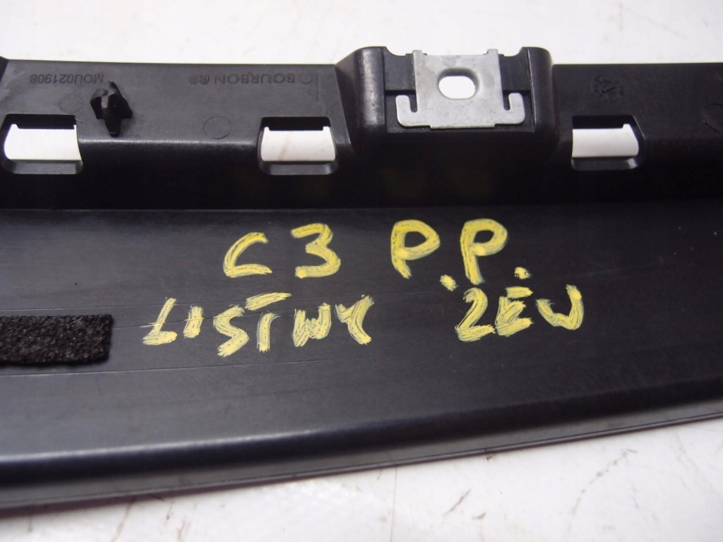 фото №8, Молдинг двері правий перед citroen c3 iii lift