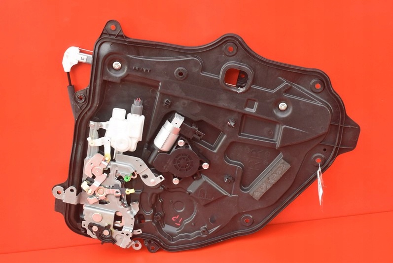 фото №1, Подъемник стекло правый задняя c2357297x mazda 5 2 ii cw 10-16