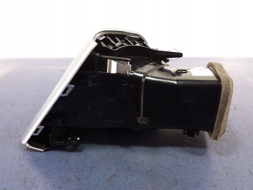 фото №7, Bmw 8 g14 g15 решітка обдув консолі ліва 6805805