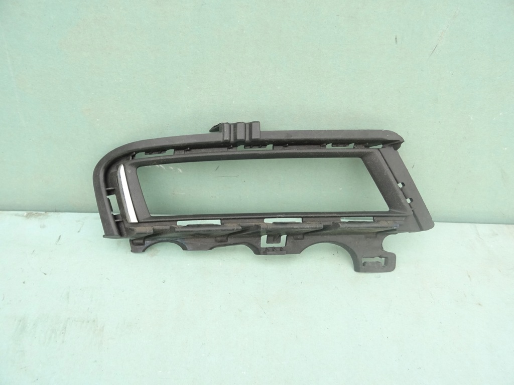 фото №1, Рамка противотуманной фары перед правая vw golf vii 5g0853212f