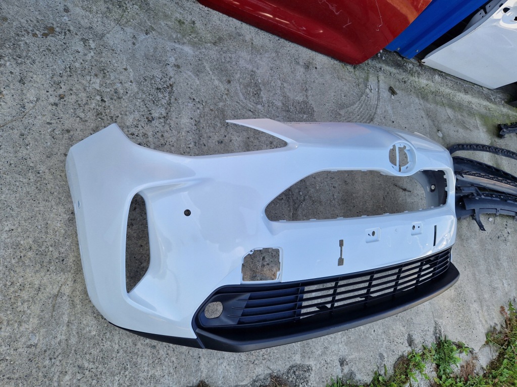 фото №1, Yaris cross - бампер перед передний