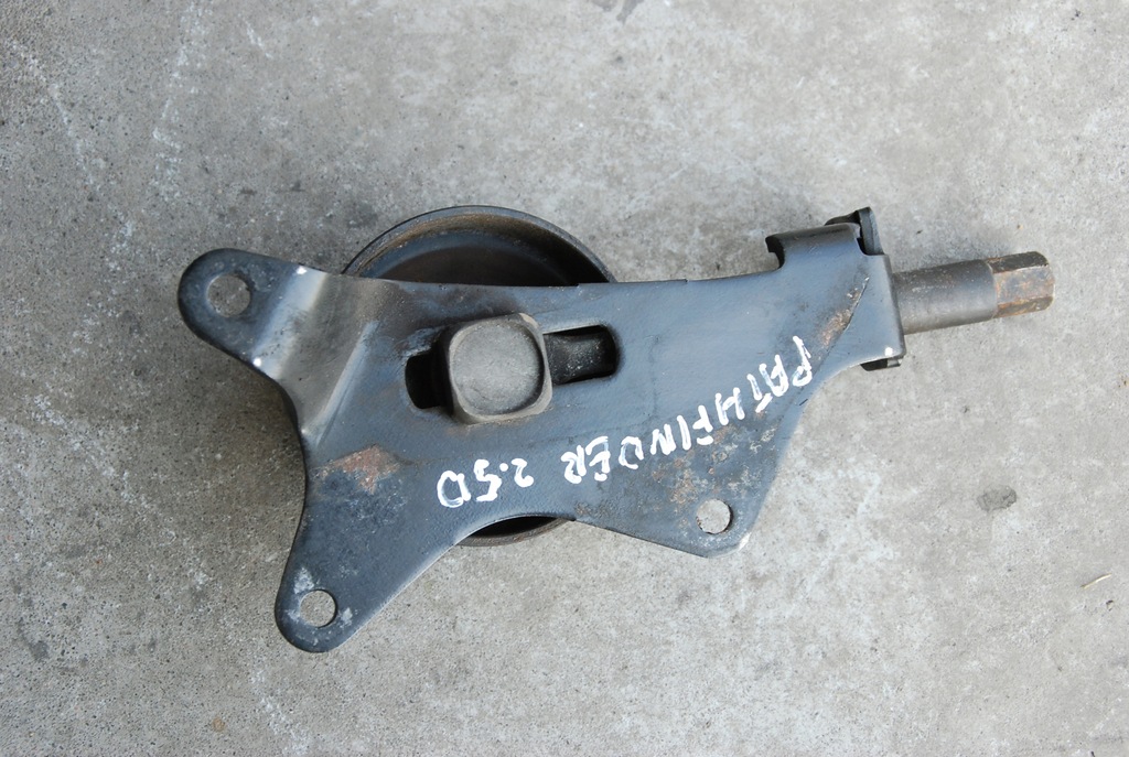 фото №2, Натягувач ремінь ролик pathfinder r51 2.5 dci 05-