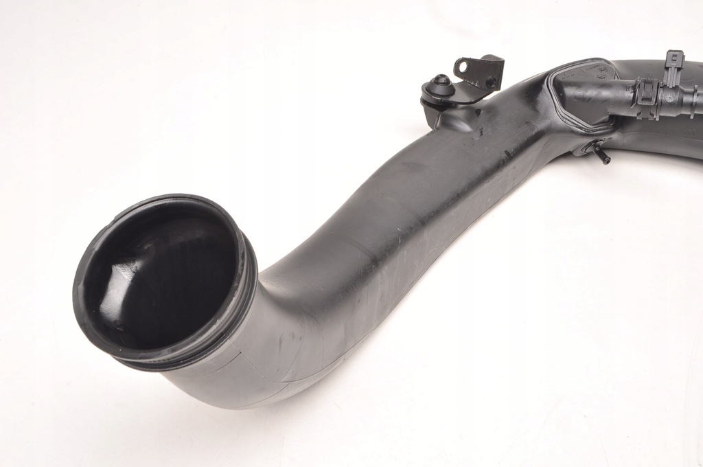 фото №8, Volvo xc70 ii 2.4 d5 205km труба воздухозаборник воздуха 31657655