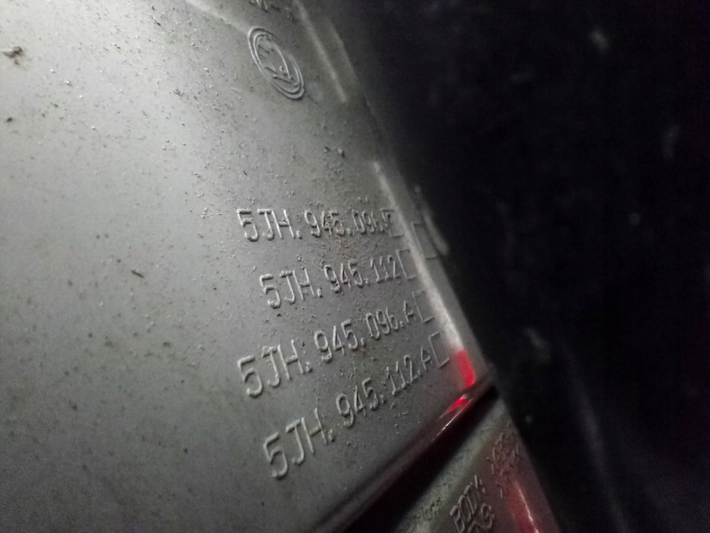 фото №7, Лампа задня права skoda rapid ii 5jh945096 5jh945112 хетчбек