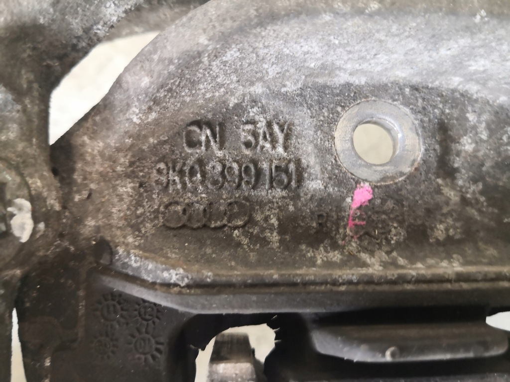 фото №7, Кронштейн подушка коробки audi a4 b8 8k0399263k