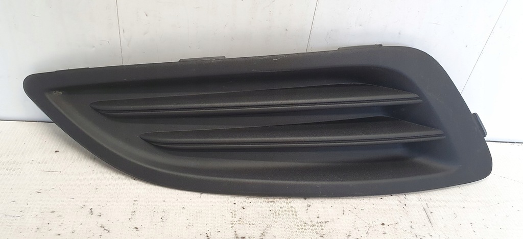 фото №1, Ford fiesta mk7 решітка бампера права перед org