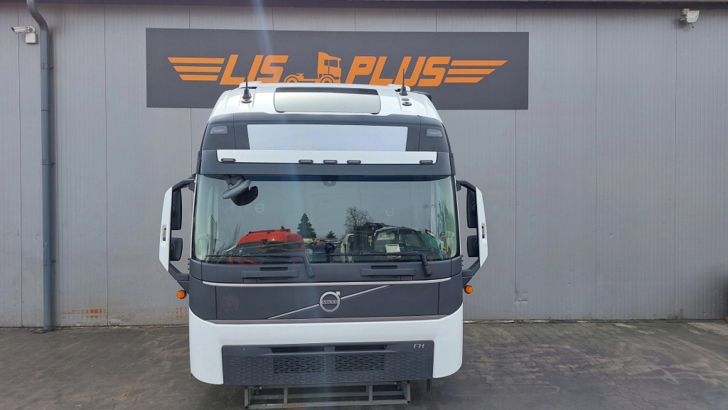 Купить Volvo fh5 кабина комплектная globetrotter - model !